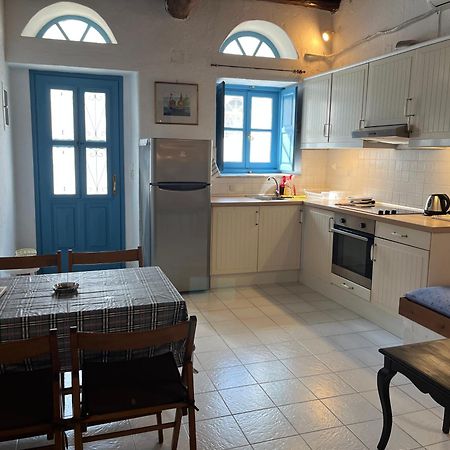 Neoclassical apartment, Central Chora Andros Andros Town Exterior foto