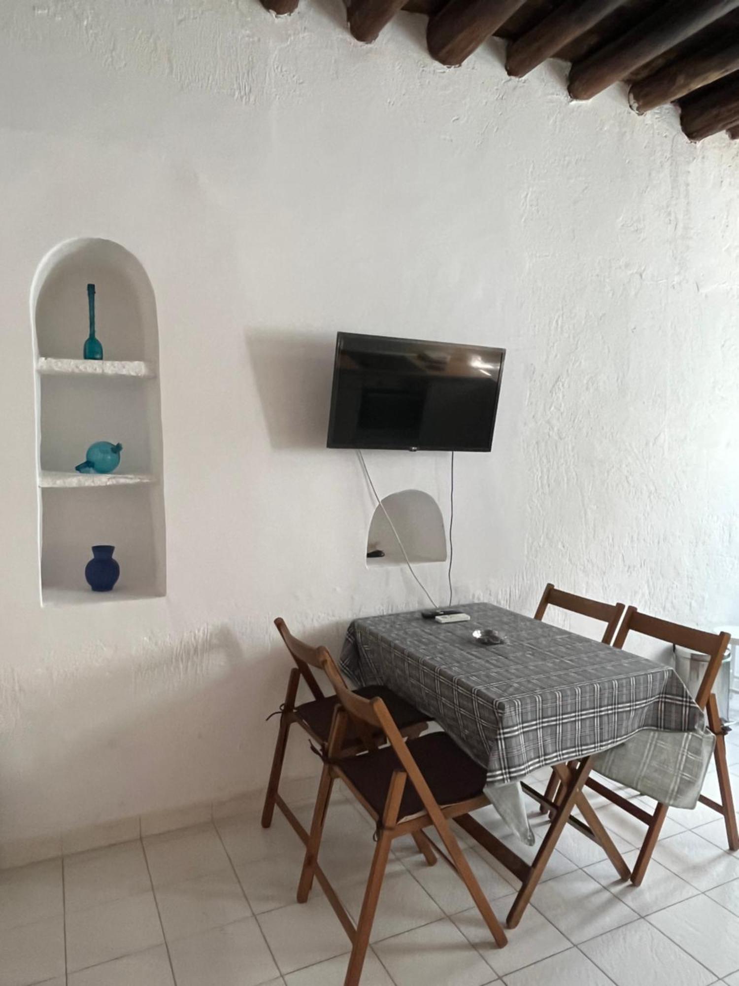 Neoclassical apartment, Central Chora Andros Andros Town Exterior foto